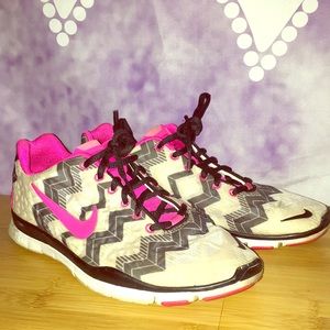 Chevron Nike Free 5.0